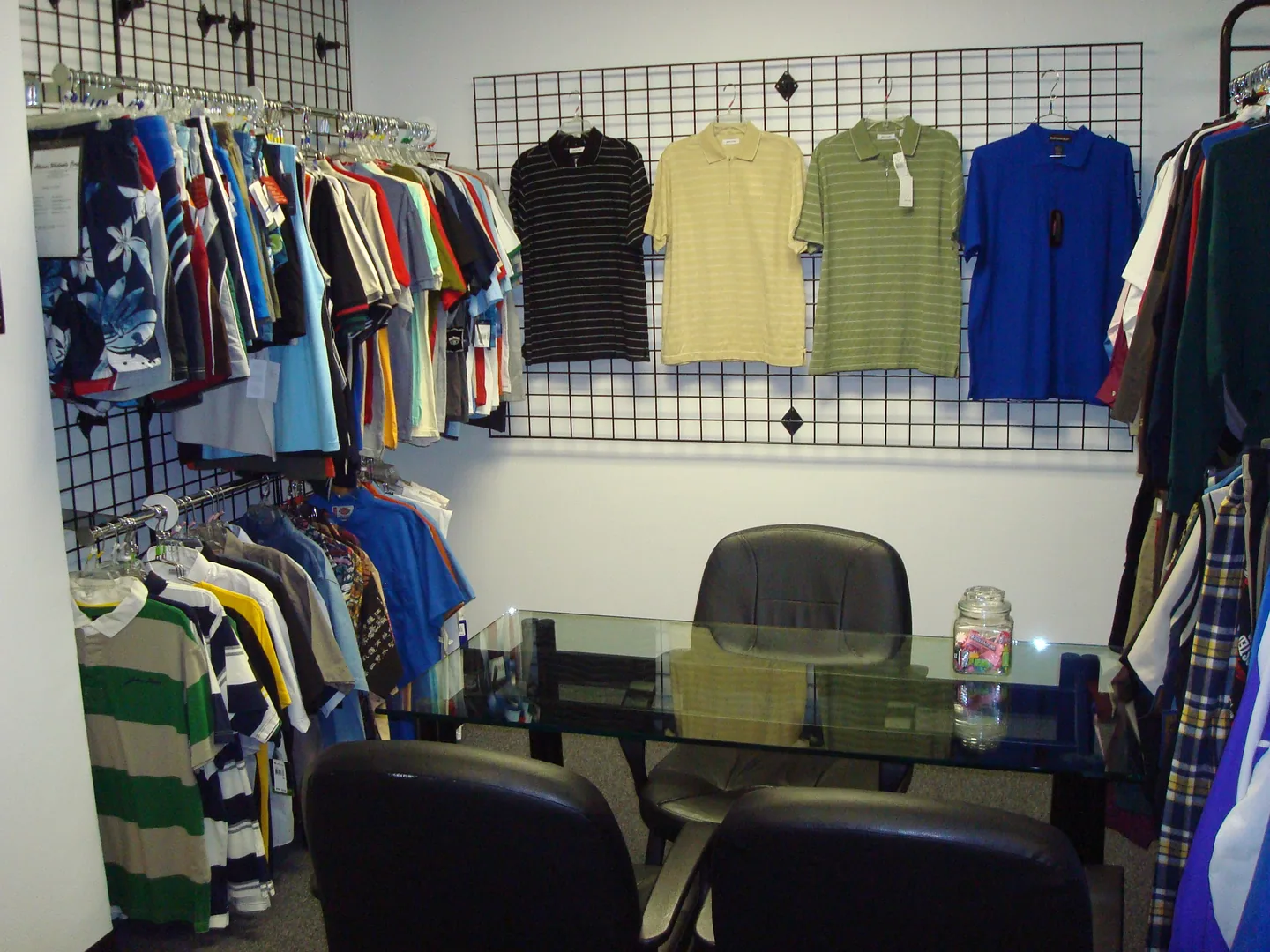 Catalog assortment from Alliance Wholesale Corporation's original website, image 36